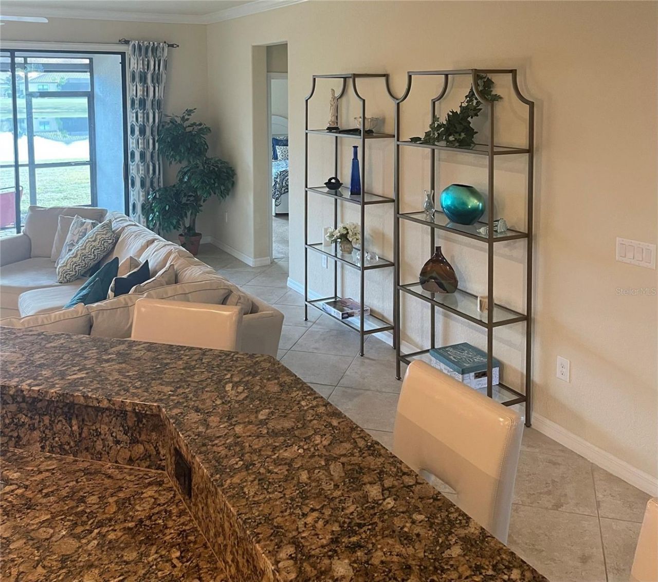 307 Whispering Palms Lane, Bradenton, FL 34212 Photo