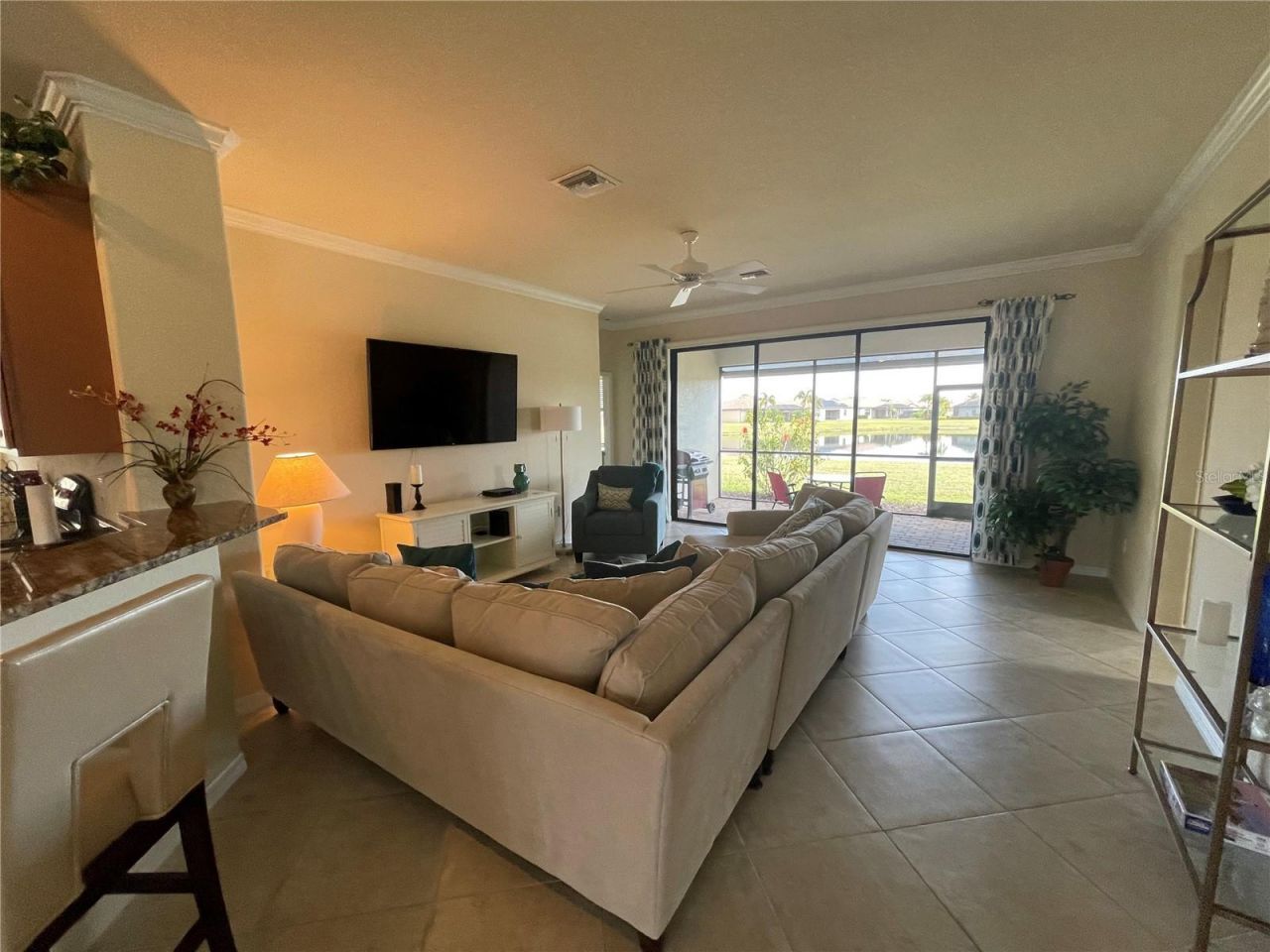 307 Whispering Palms Lane, Bradenton, FL 34212 Photo