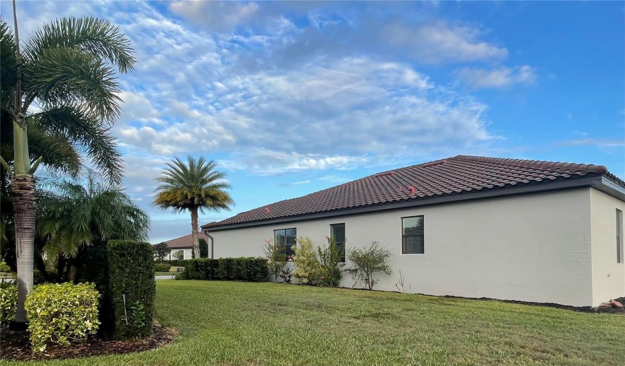 307 Whispering Palms Lane, Bradenton, FL 34212 Photo