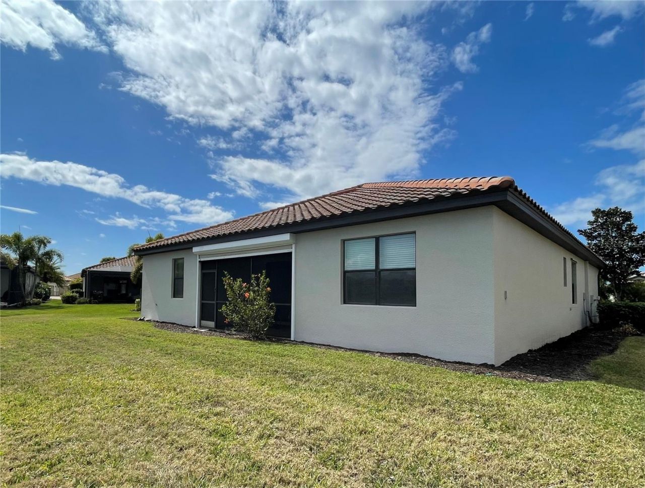 307 Whispering Palms Lane, Bradenton, FL 34212 Photo