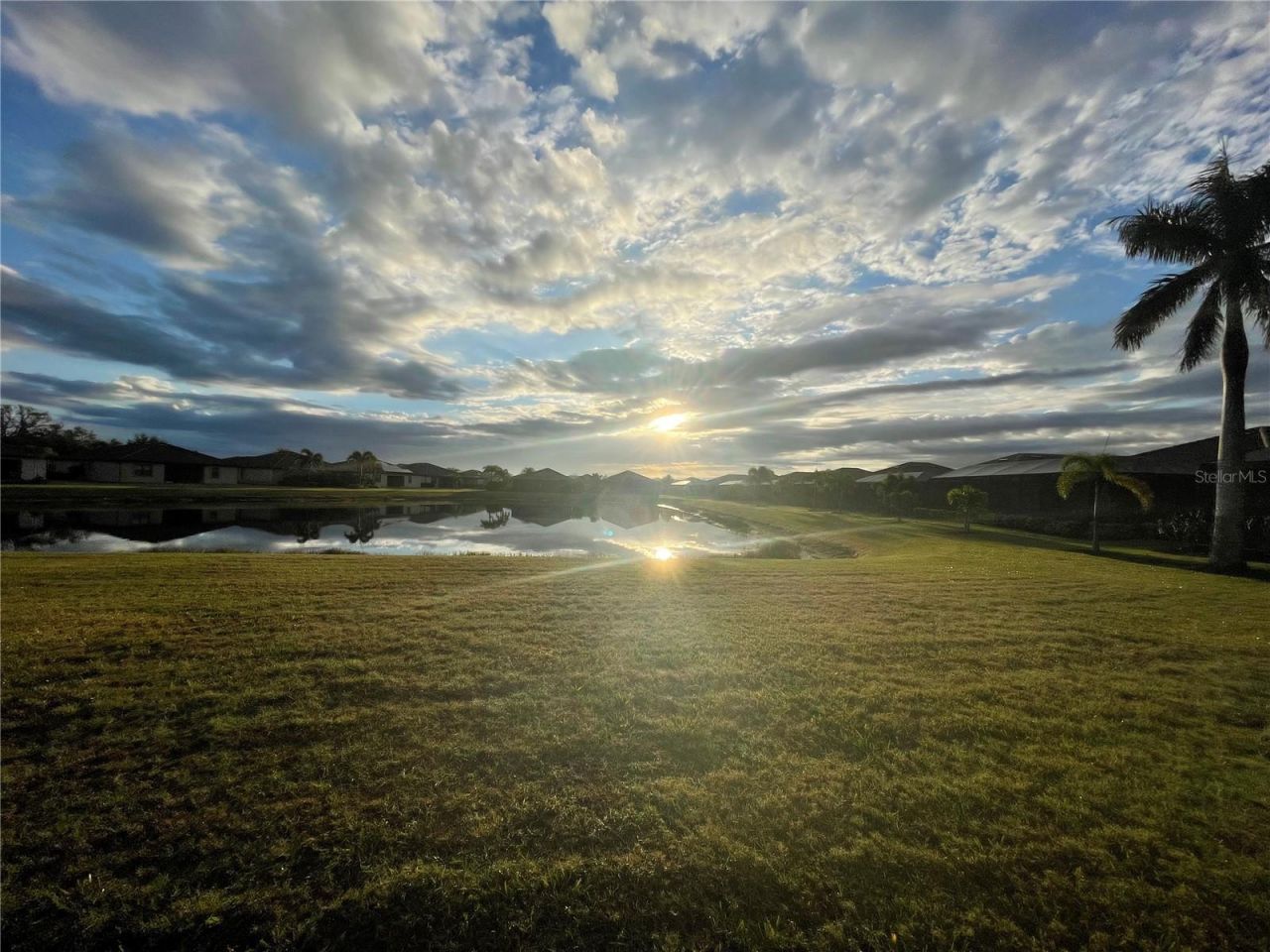 307 Whispering Palms Lane, Bradenton, FL 34212 Photo