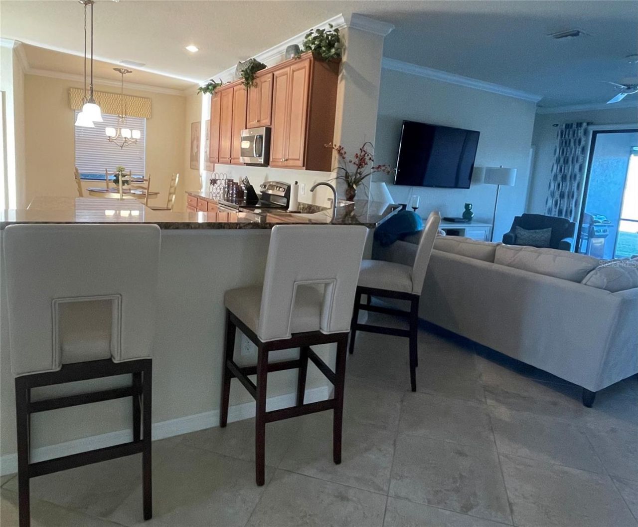 307 Whispering Palms Lane, Bradenton, FL 34212 Photo