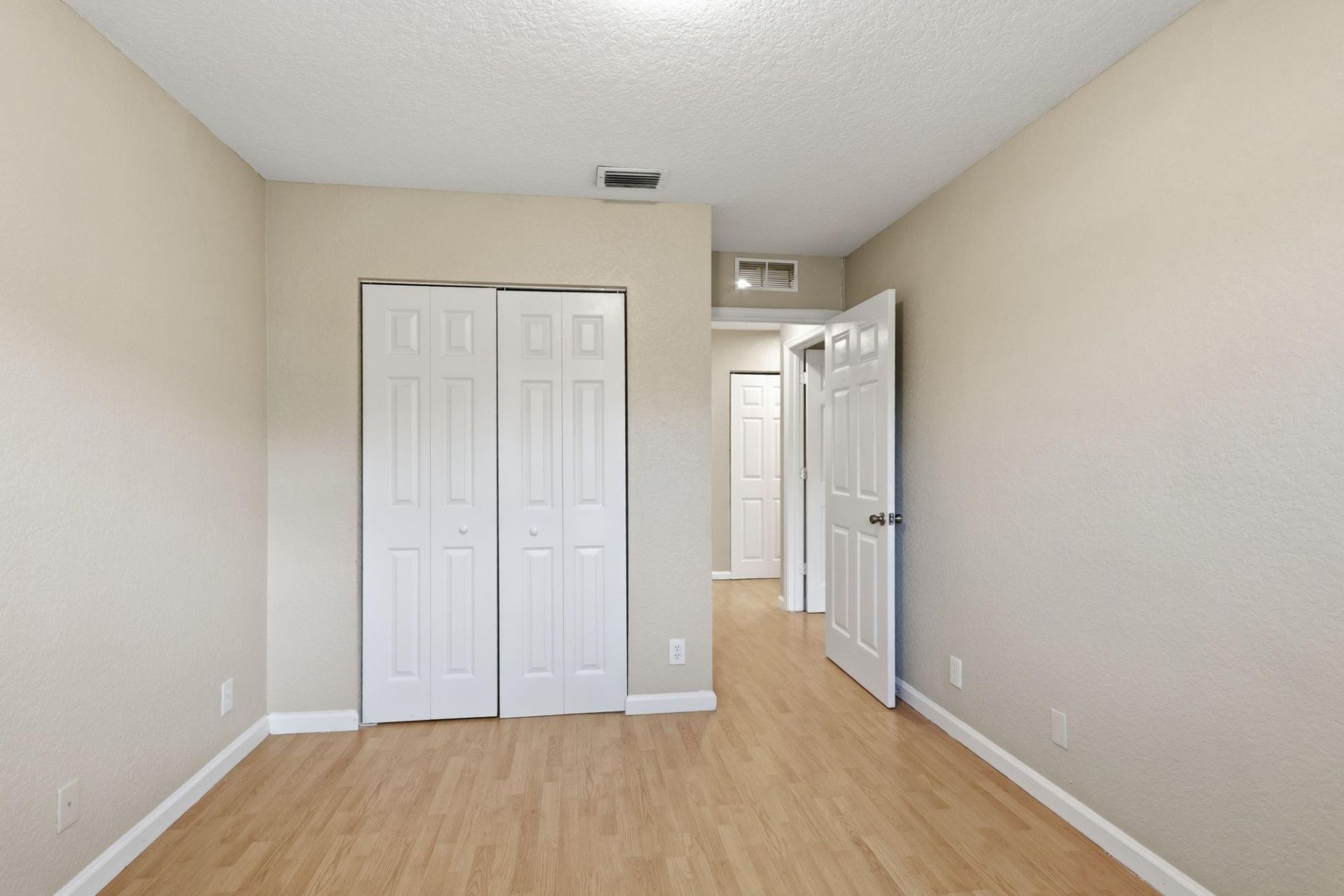 836 Imperial Lake Rd, West Palm Beach, FL 33413 Photo