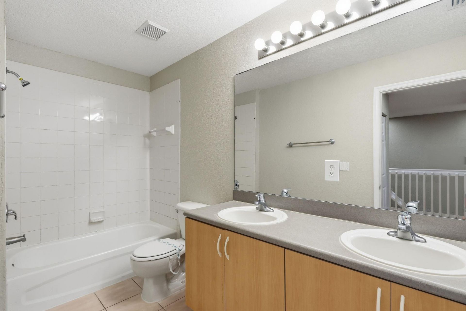 836 Imperial Lake Rd, West Palm Beach, FL 33413 Photo