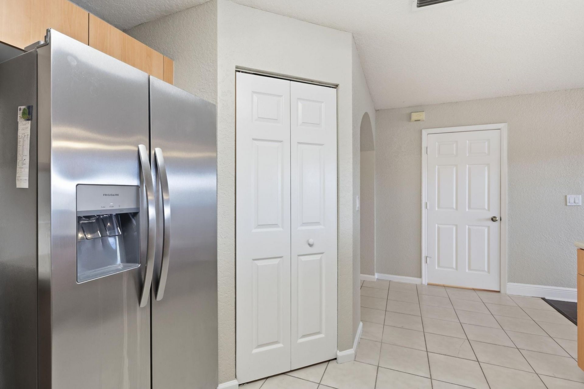 836 Imperial Lake Rd, West Palm Beach, FL 33413 Photo