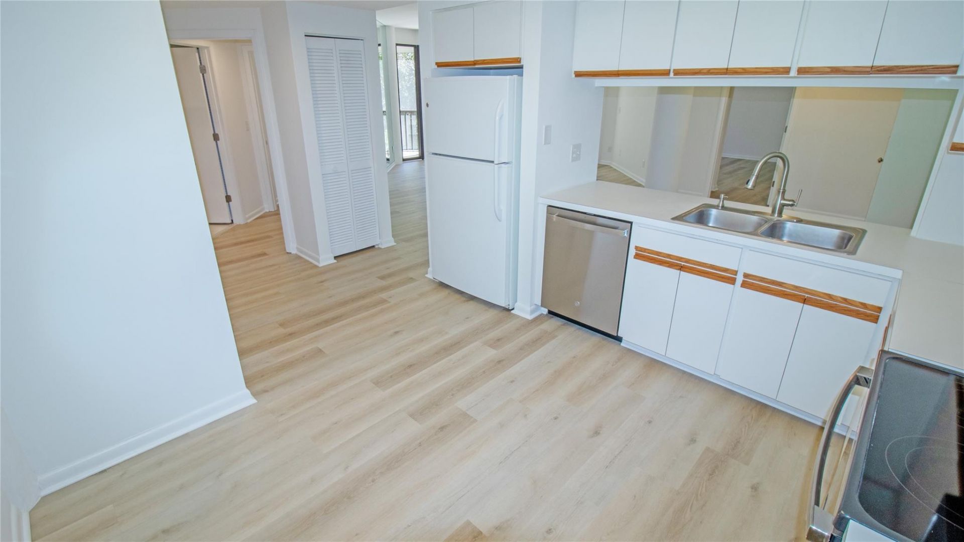 221 NE Plantation Road, Unit 213, Stuart, FL 34996 Photo