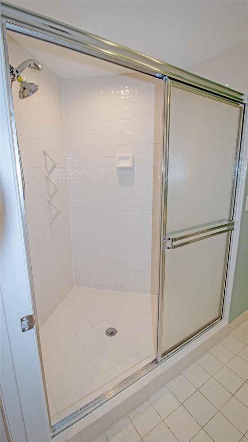 221 NE Plantation Road, Unit 213, Stuart, FL 34996 Photo