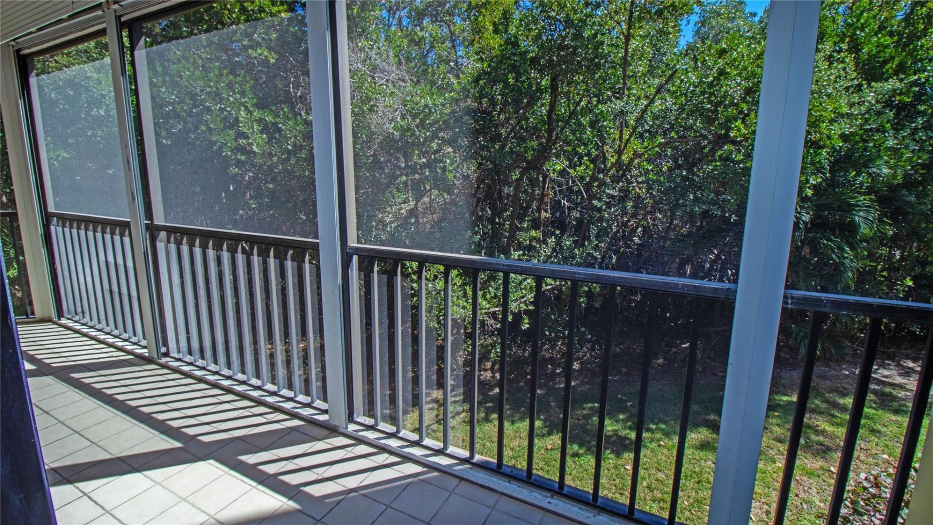 221 NE Plantation Road, Unit 213, Stuart, FL 34996 Photo