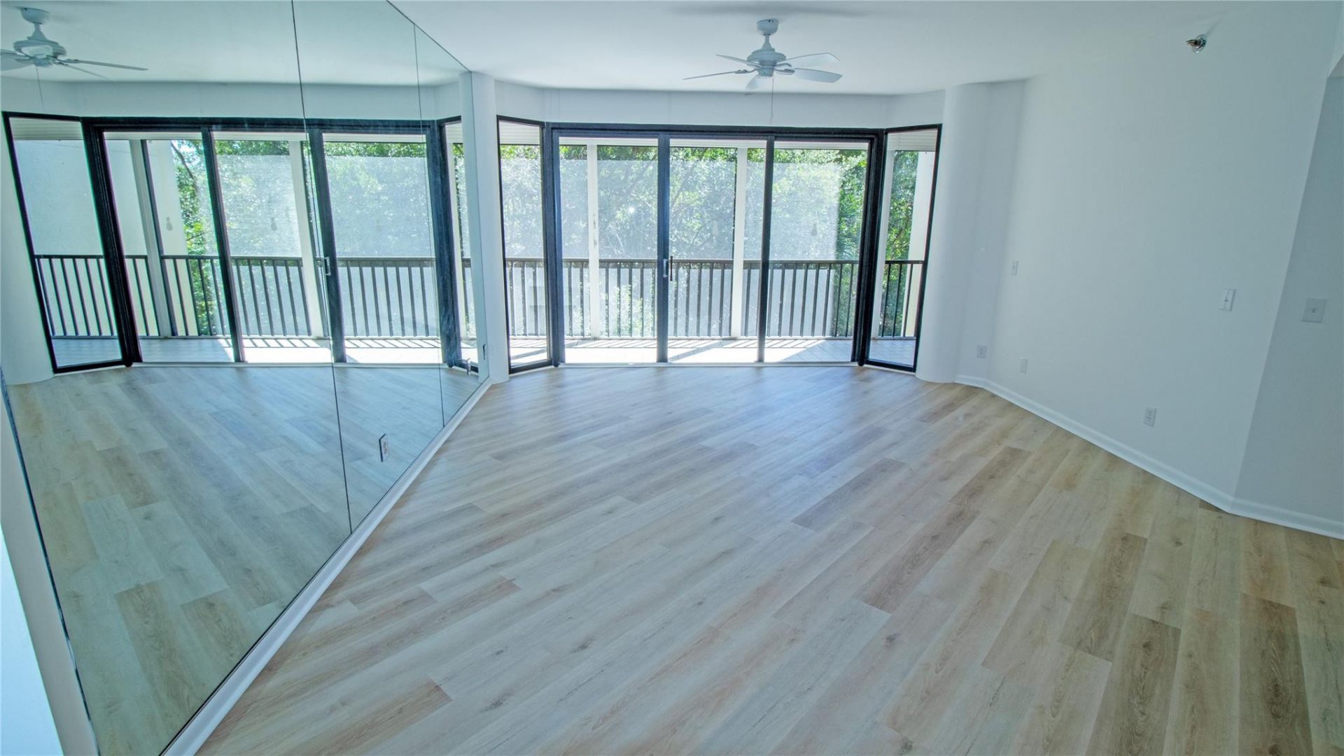 221 NE Plantation Road, Unit 213, Stuart, FL 34996 Photo