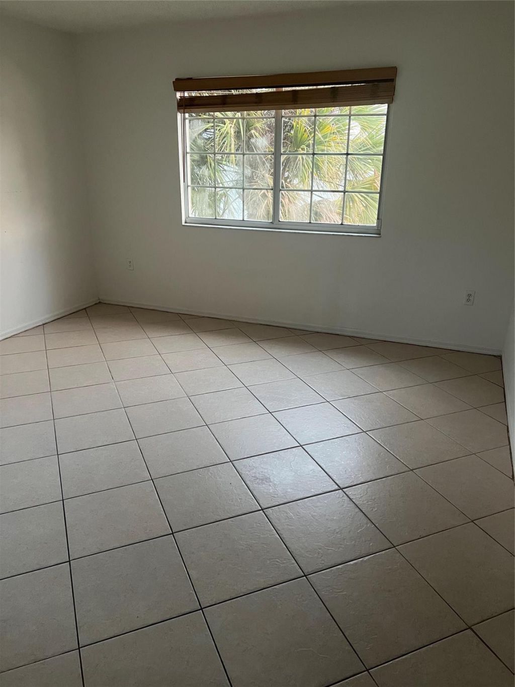 5031 Wiles Rd, Unit 202, Coconut Creek, FL 33073 Photo