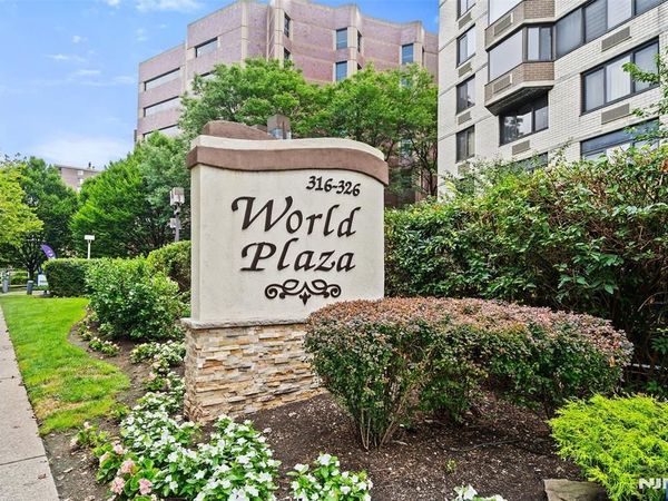 326 Prospect Avenue 12A, Unit 12A, HACKENSACK, NJ 07601