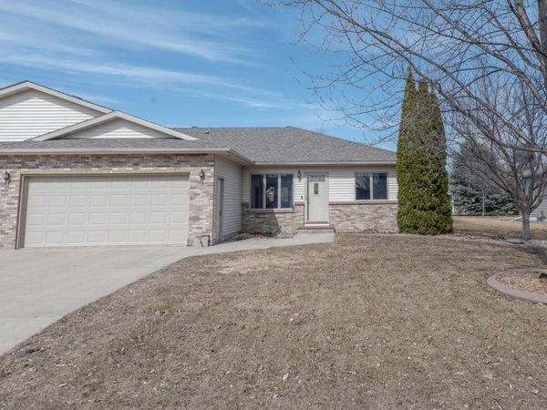 1002 9th Avenue SE, Barnesville, MN 56514