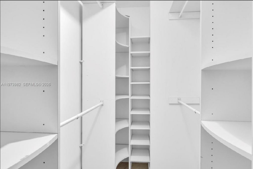 1386 Canary Island Dr , Weston, FL 33327 Photo