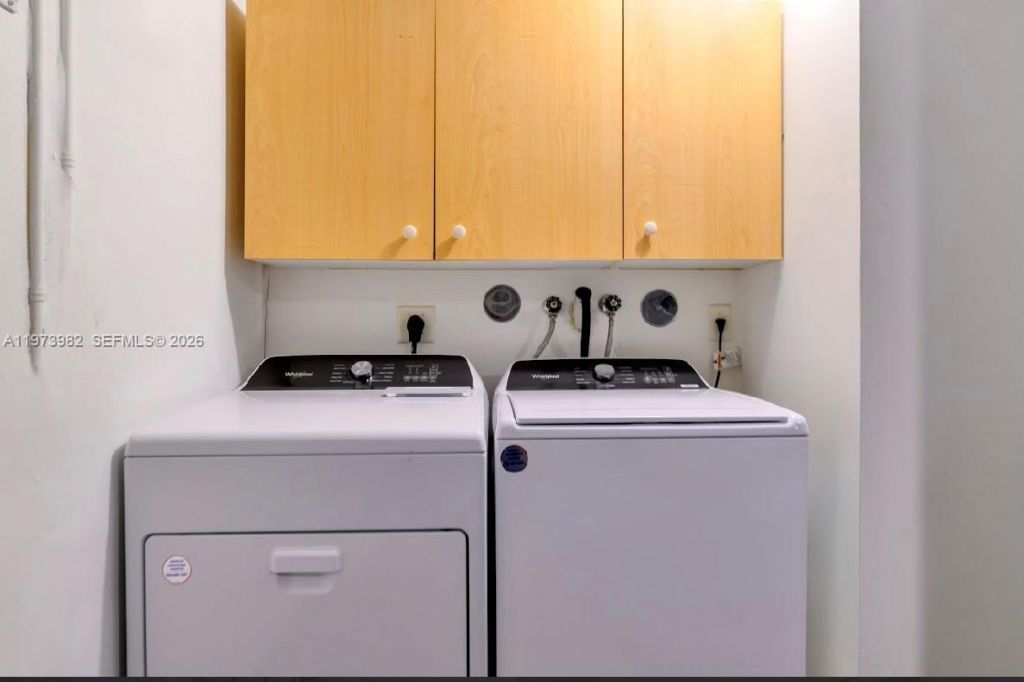 1386 Canary Island Dr , Weston, FL 33327 Photo