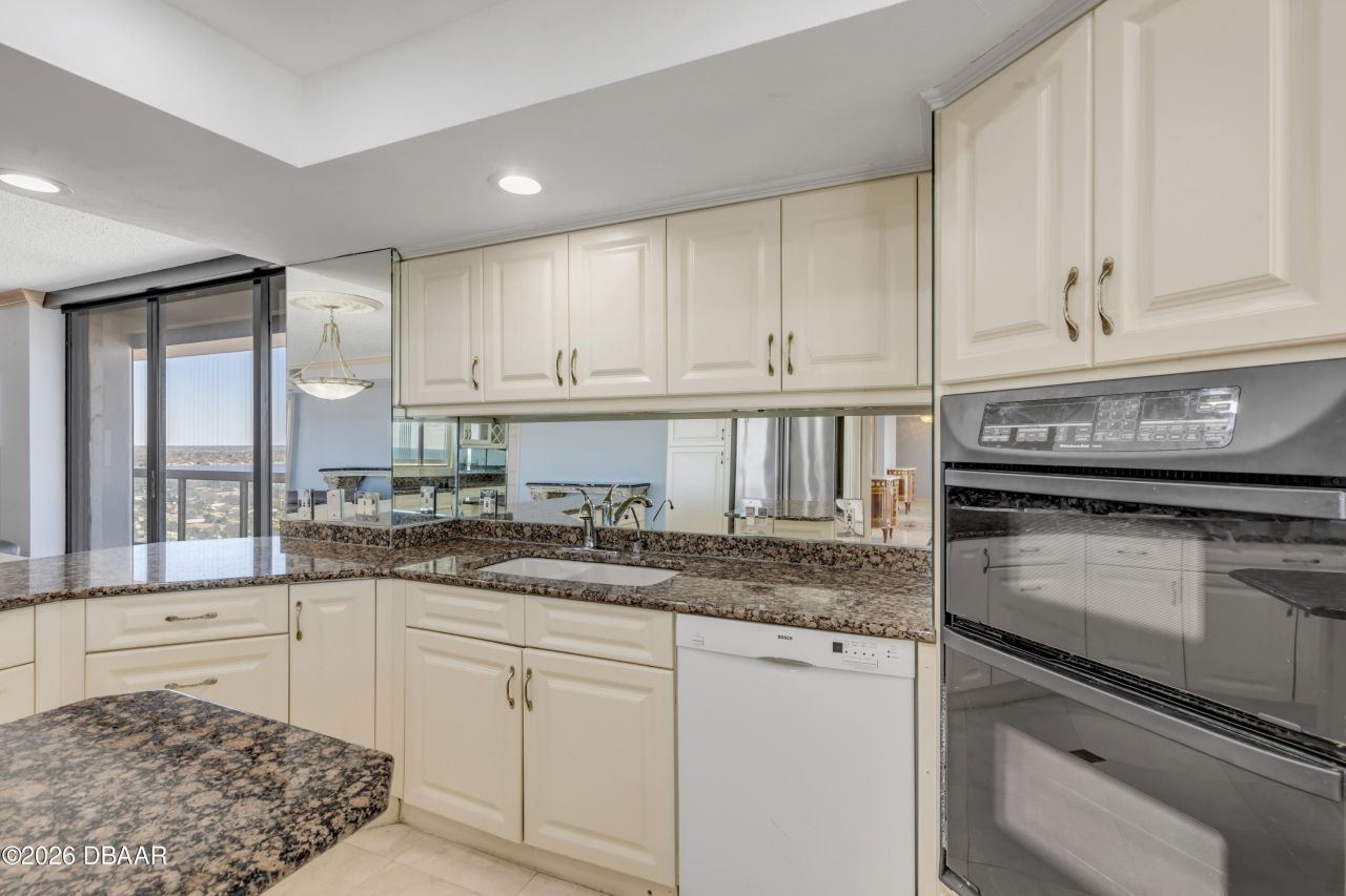 3000 N Atlantic Avenue, Unit 180, Daytona Beach, FL 32118 Photo