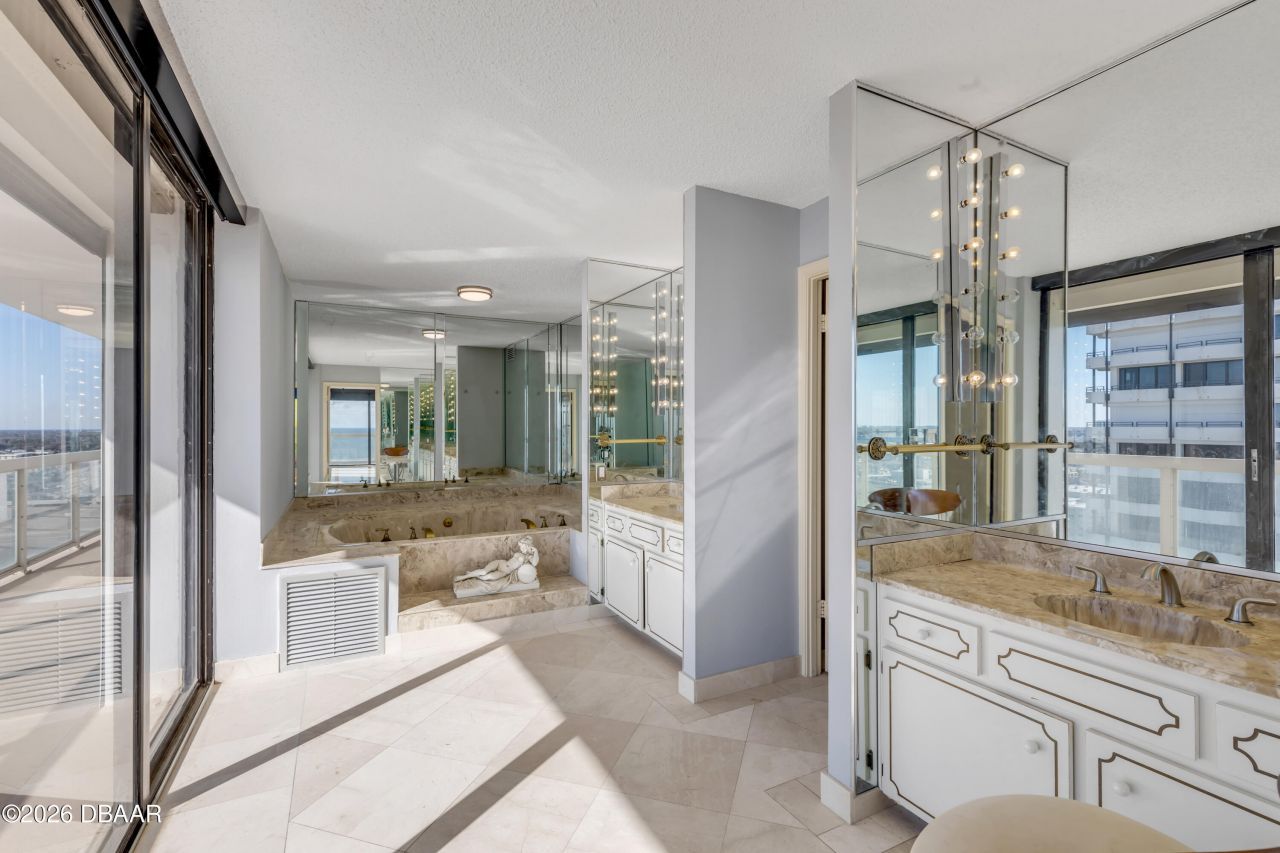 3000 N Atlantic Avenue, Unit 180, Daytona Beach, FL 32118 Photo