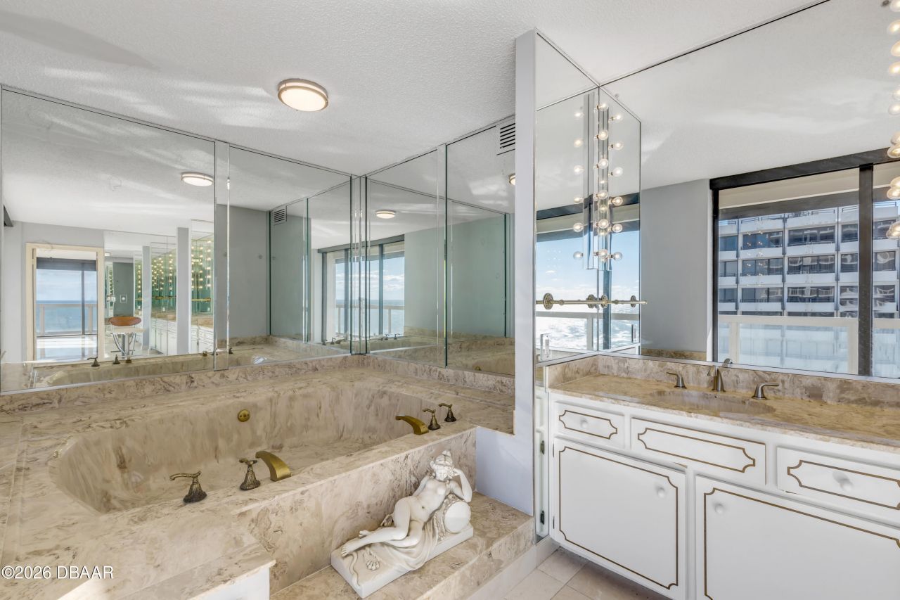 3000 N Atlantic Avenue, Unit 180, Daytona Beach, FL 32118 Photo