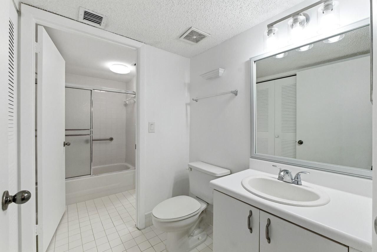 9511 Weldon Circle, Unit G 207, Tamarac, FL 33321 Photo