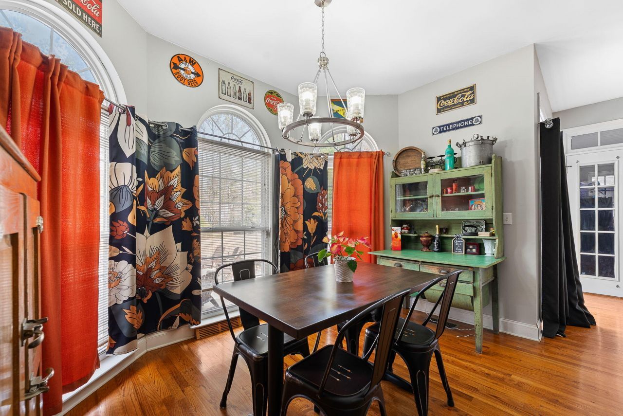 121 Wintergreen Road Photo 16