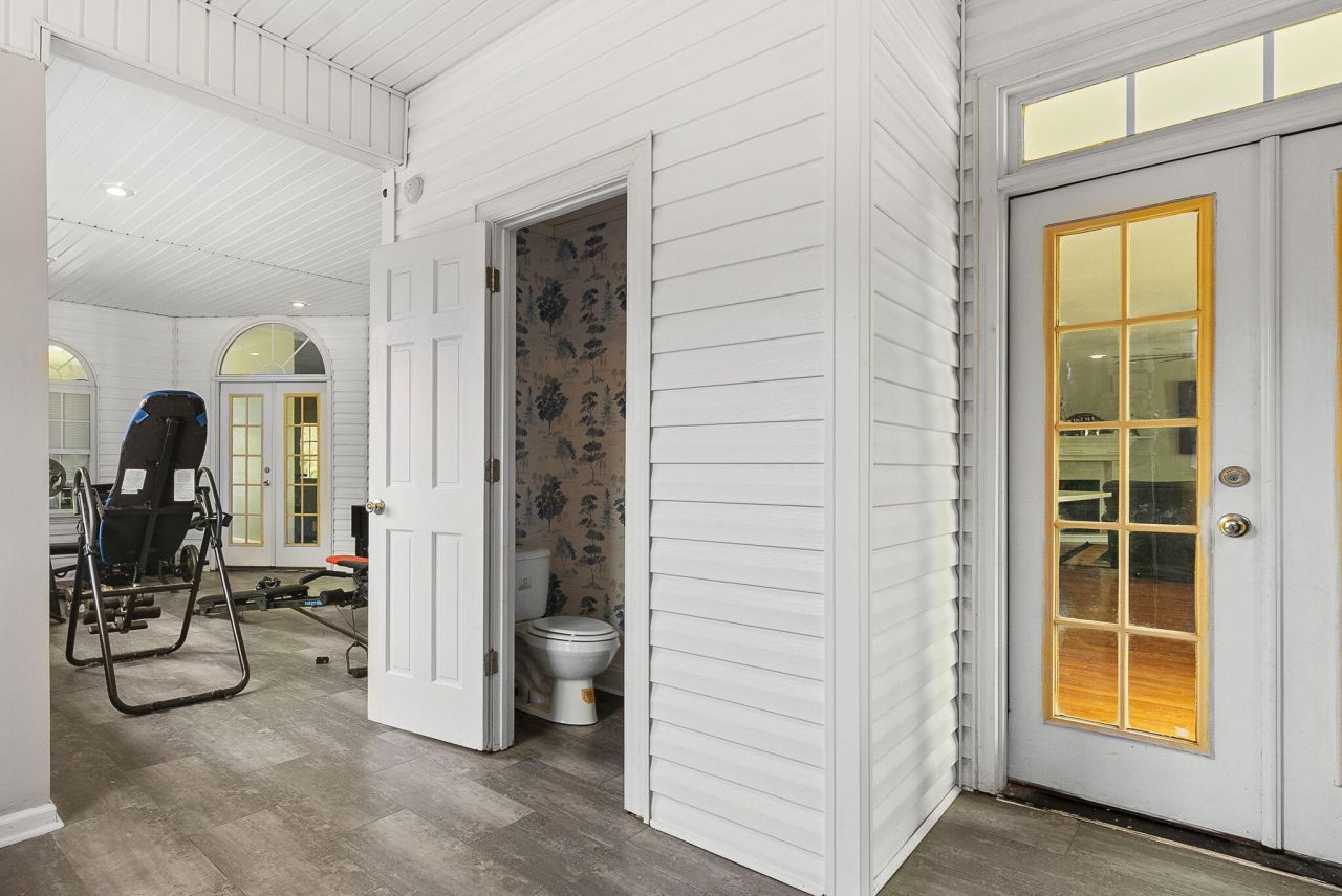 121 Wintergreen Road Photo 33