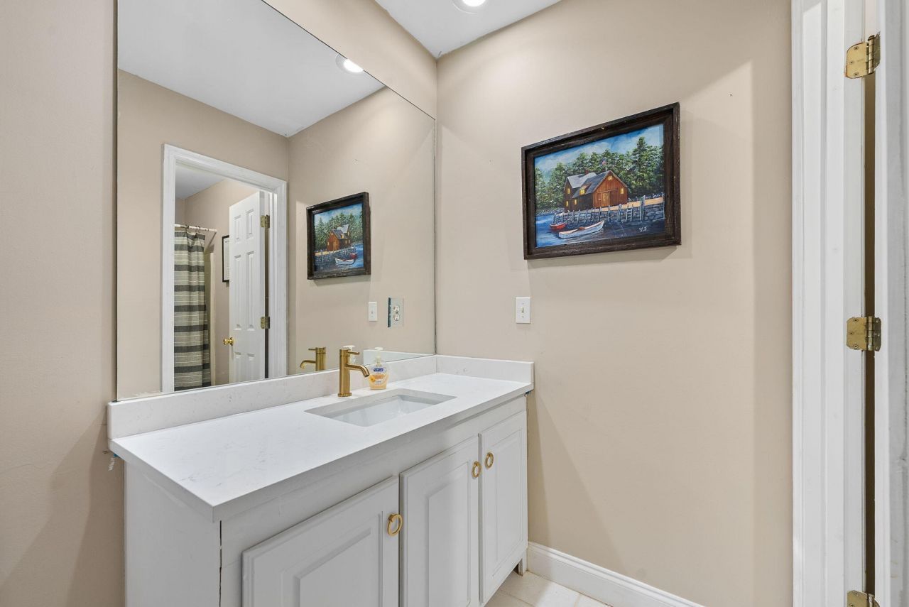 121 Wintergreen Road Photo 47