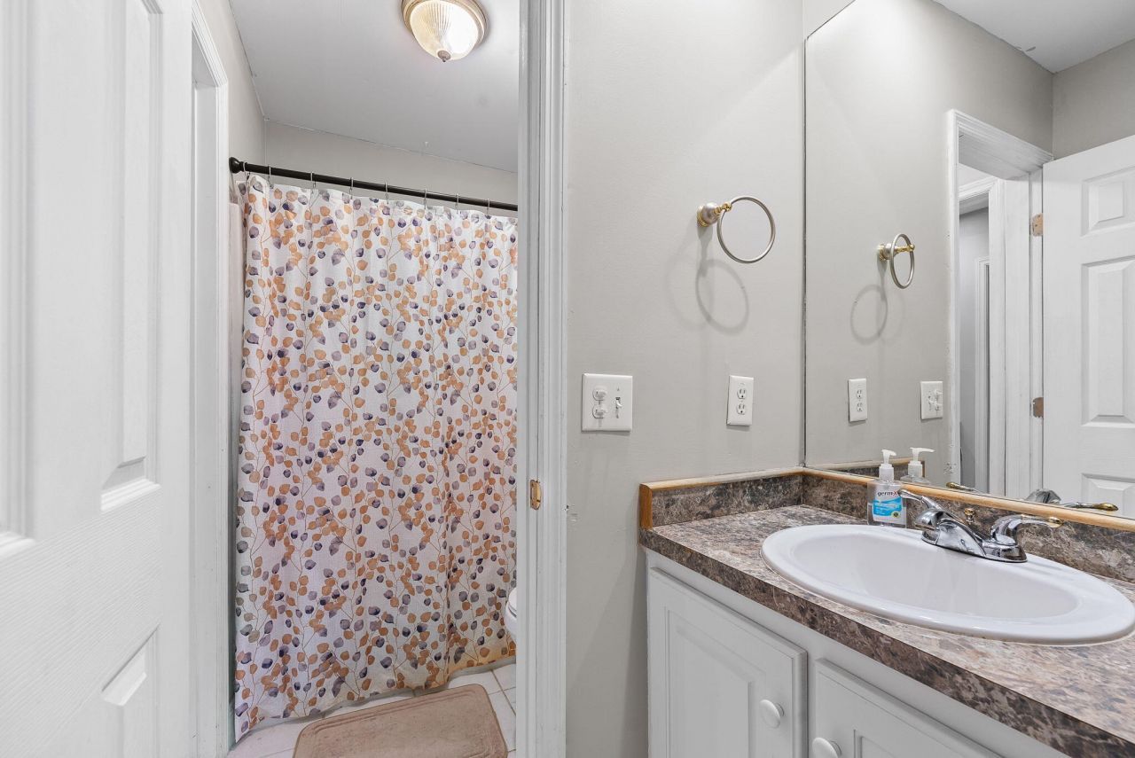 121 Wintergreen Road Photo 52