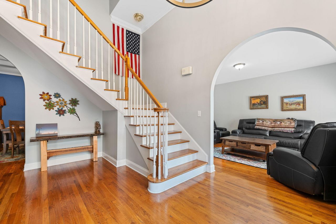 121 Wintergreen Road Photo 9