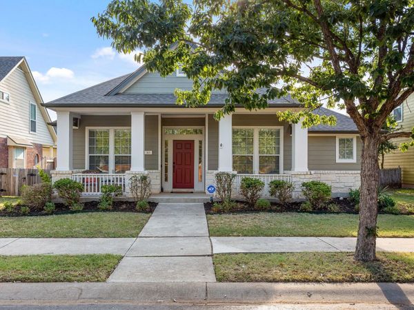 313 Greenside LN, Georgetown, TX 78633