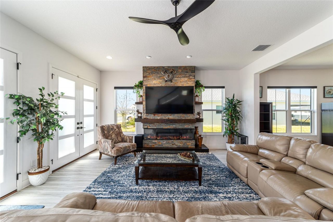 2577 Zawacki Path, Middleton, FL 34762 Photo