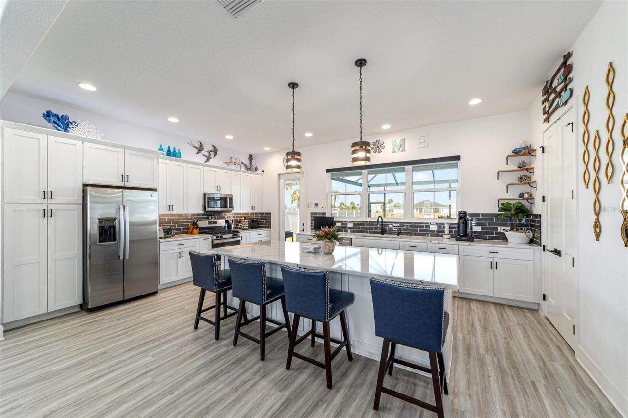 2577 Zawacki Path, Middleton, FL 34762 Photo