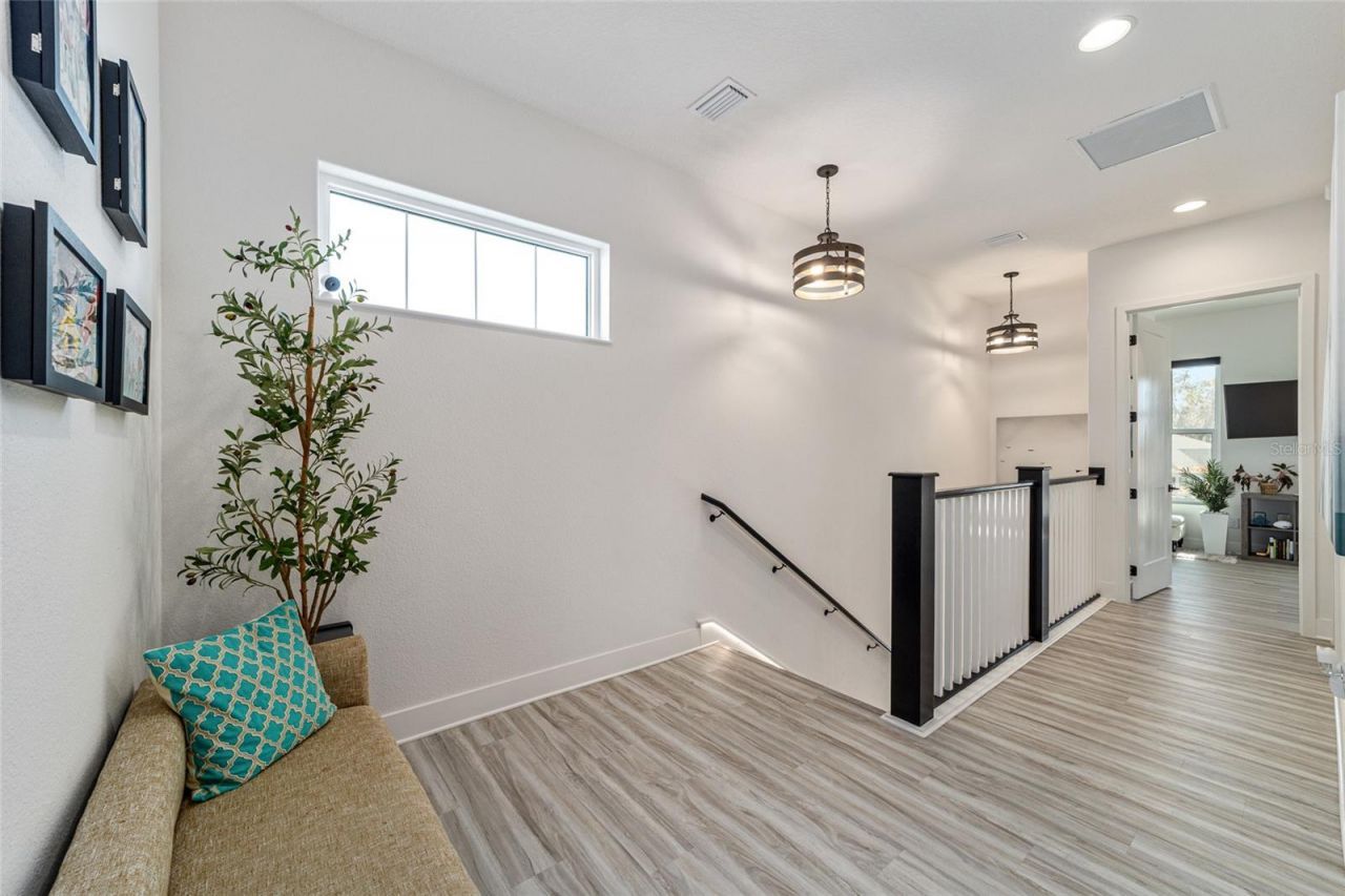 2577 Zawacki Path, Middleton, FL 34762 Photo