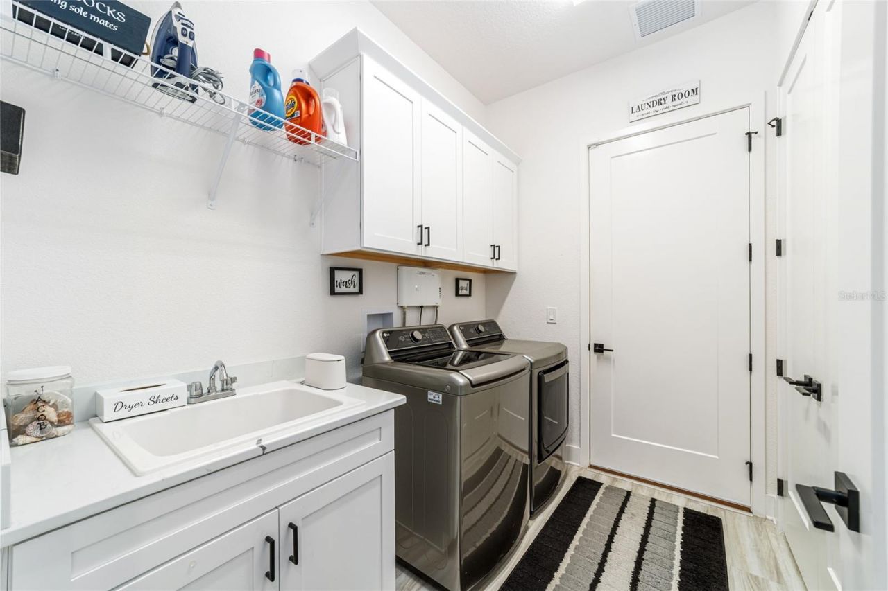 2577 Zawacki Path, Middleton, FL 34762 Photo