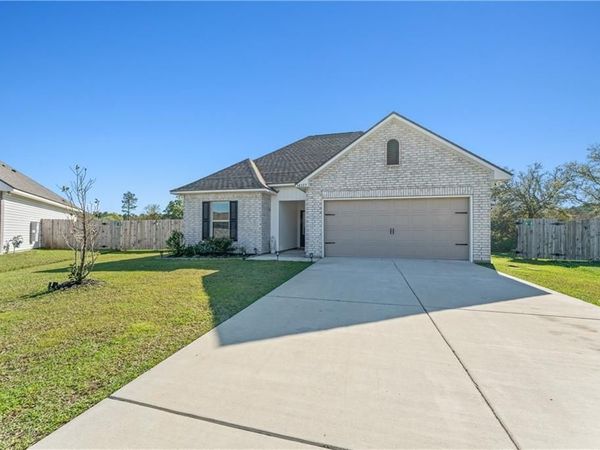 34377 CAMPANA Lane, Slidell, LA 70460