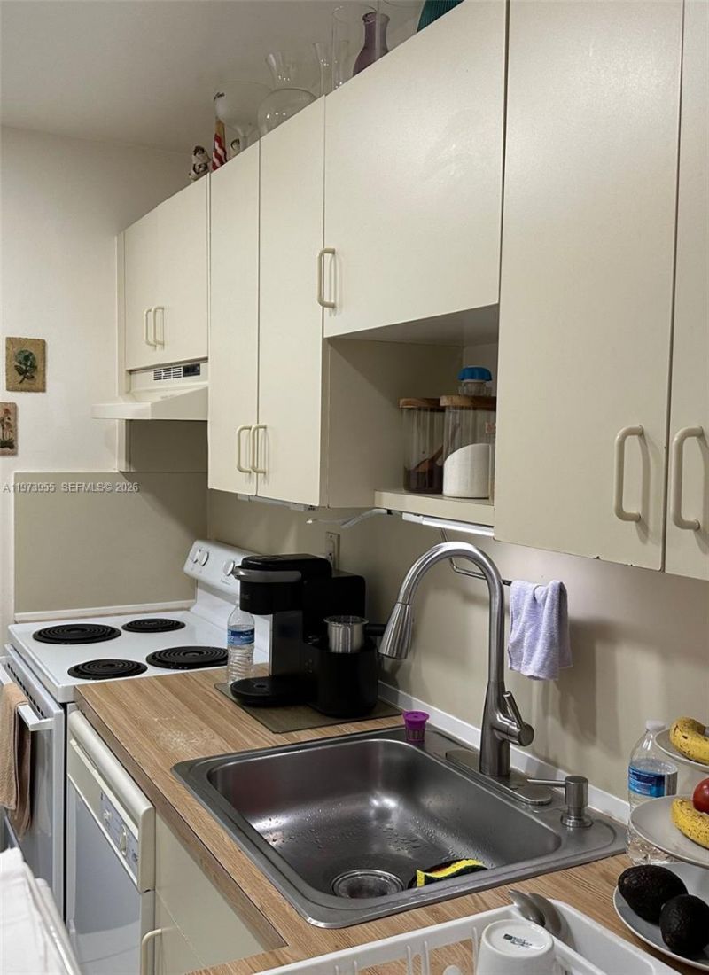 11307 SW 200th St, Unit B-202, Miami, FL 33157 Photo