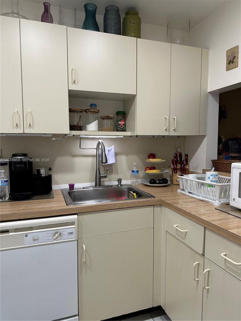 11307 SW 200th St, Unit B-202, Miami, FL 33157 Photo