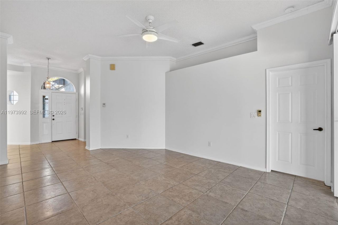 2385 SE 7th Pl, Homestead, FL 33033 Photo