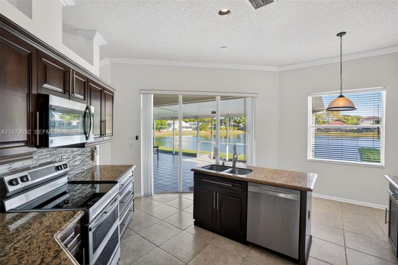 2385 SE 7th Pl, Homestead, FL 33033 Photo