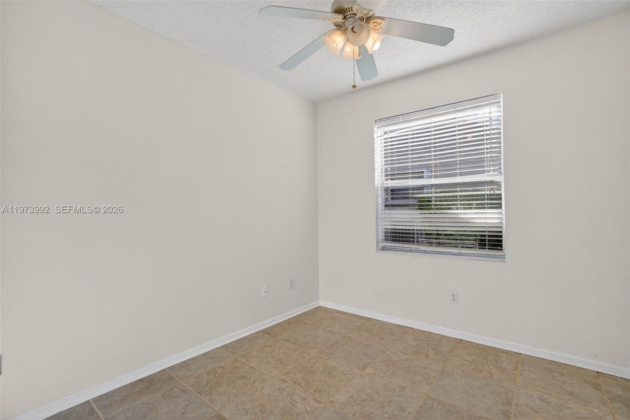 2385 SE 7th Pl, Homestead, FL 33033 Photo