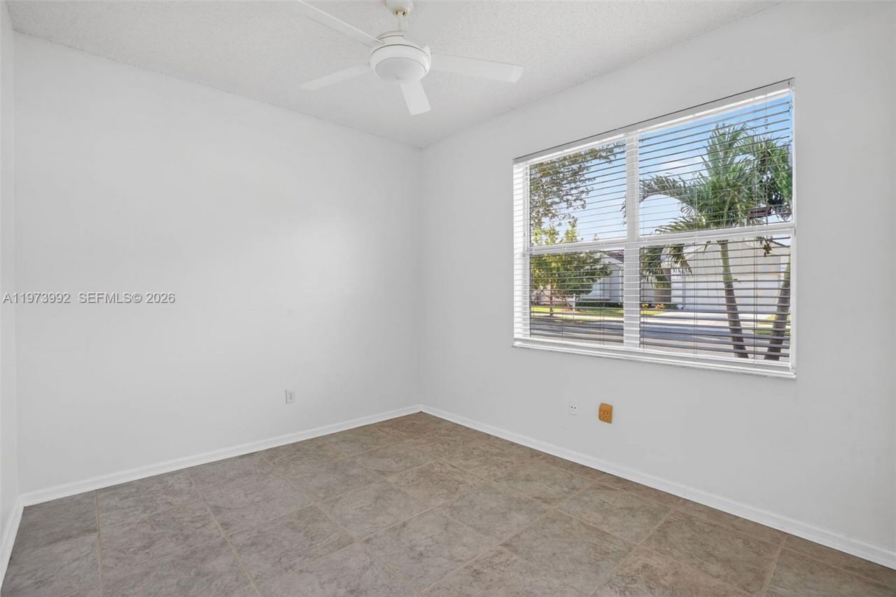 2385 SE 7th Pl, Homestead, FL 33033 Photo