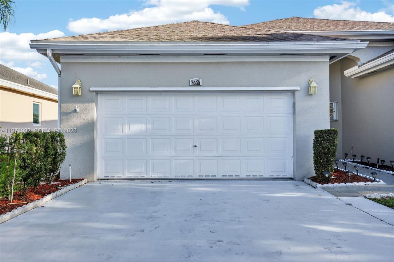 2385 SE 7th Pl, Homestead, FL 33033 Photo