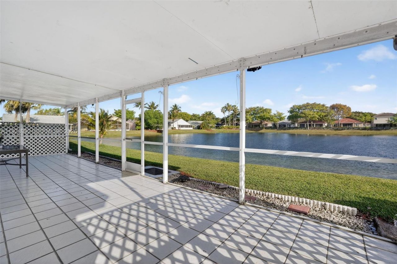 2385 SE 7th Pl, Homestead, FL 33033 Photo