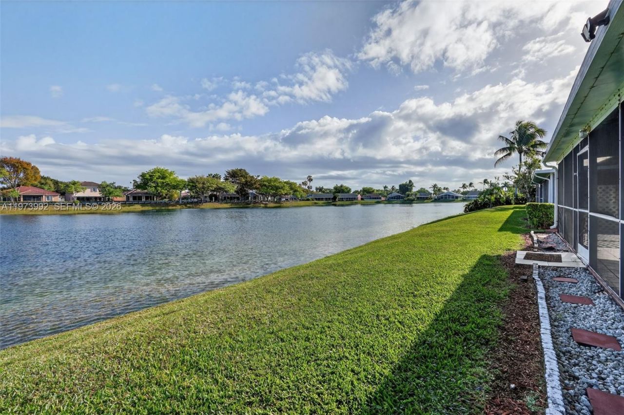 2385 SE 7th Pl, Homestead, FL 33033 Photo