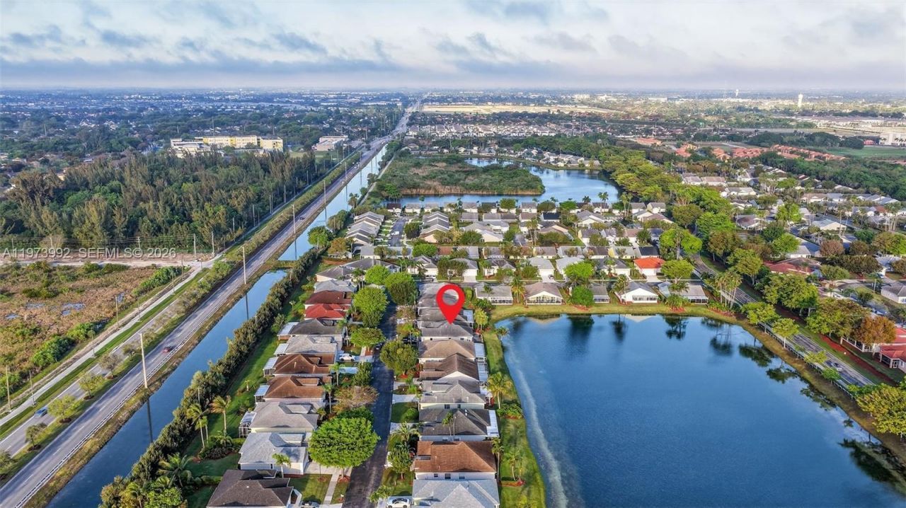 2385 SE 7th Pl, Homestead, FL 33033 Photo