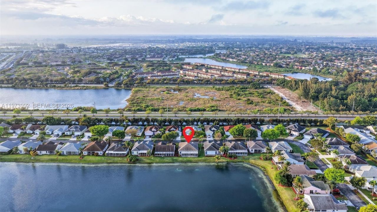 2385 SE 7th Pl, Homestead, FL 33033 Photo