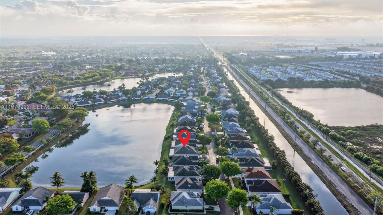 2385 SE 7th Pl, Homestead, FL 33033 Photo