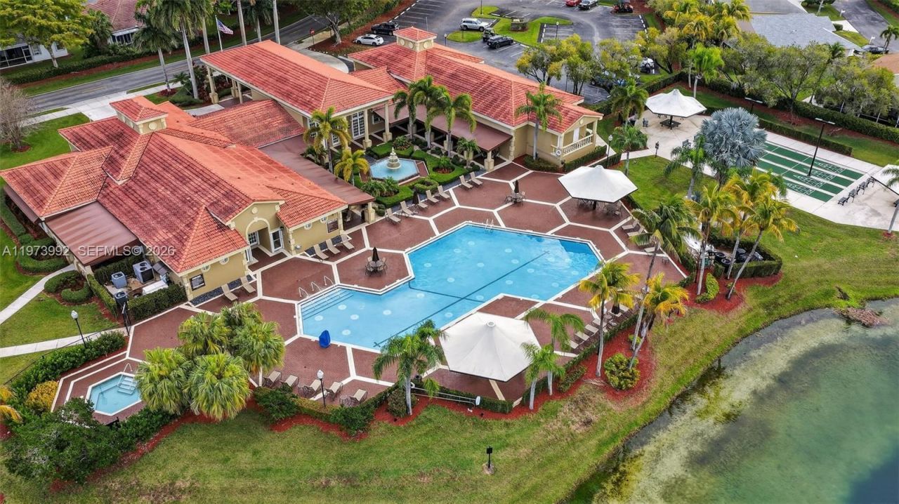 2385 SE 7th Pl, Homestead, FL 33033 Photo