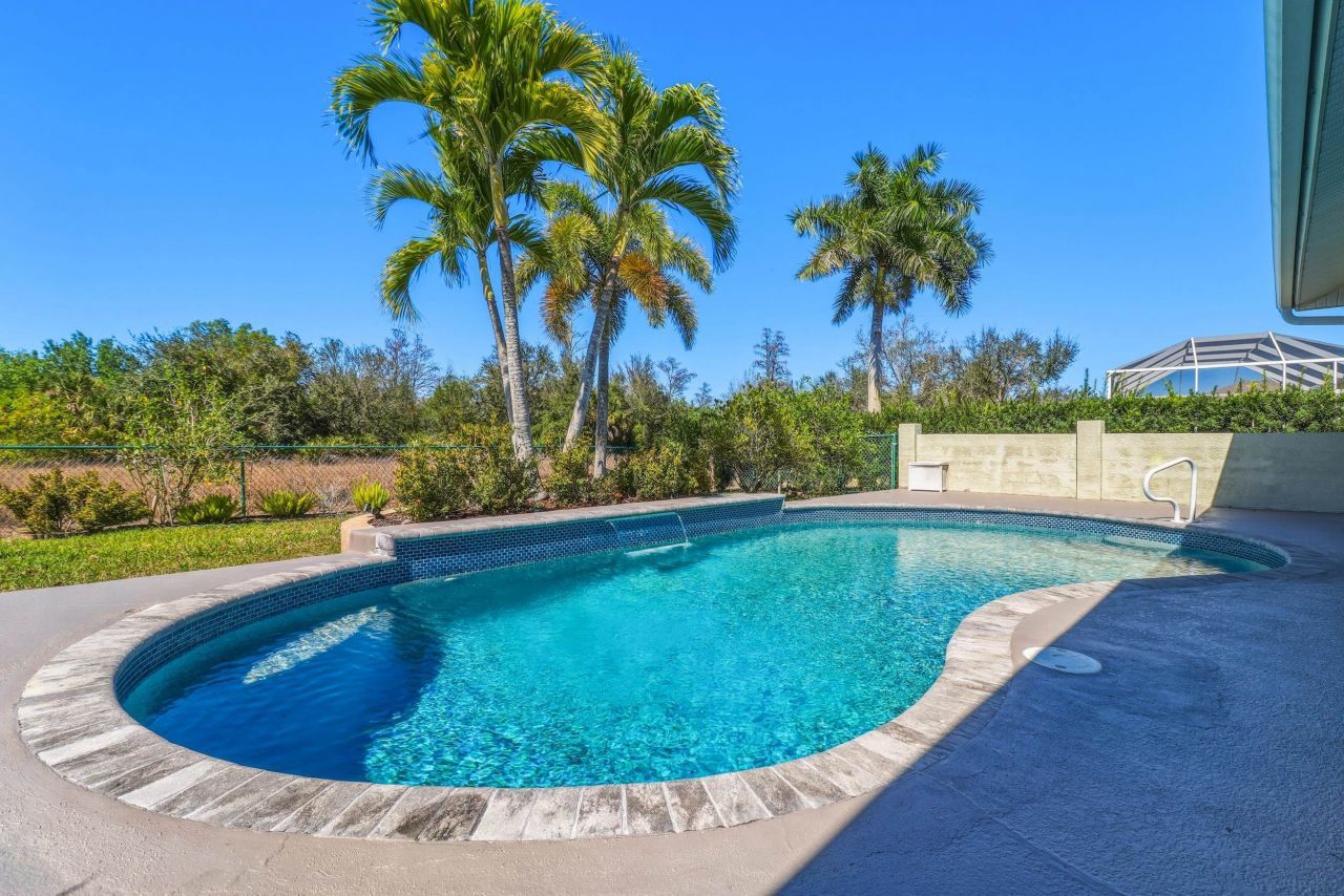 9261 Pittsburgh Blvd, Fort Myers, FL 33967 Photo