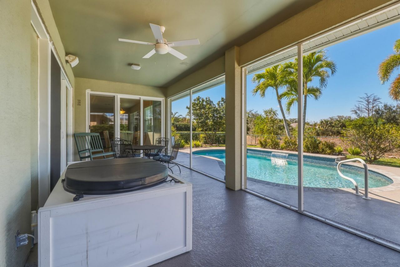 9261 Pittsburgh Blvd, Fort Myers, FL 33967 Photo
