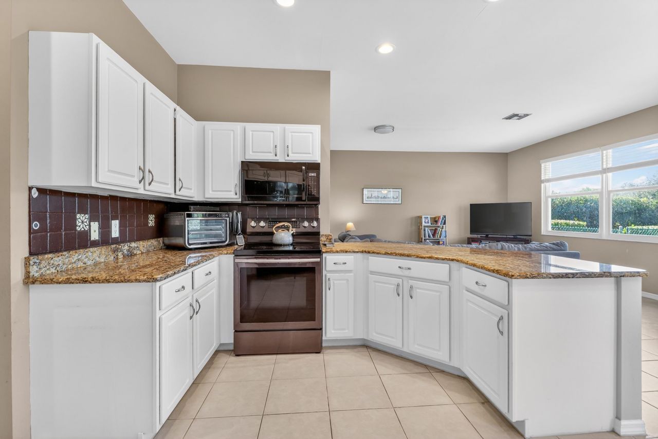 9261 Pittsburgh Blvd, Fort Myers, FL 33967 Photo