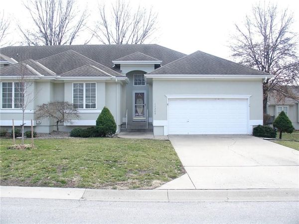 17205 E 44th Street Court, Independence, MO 64055